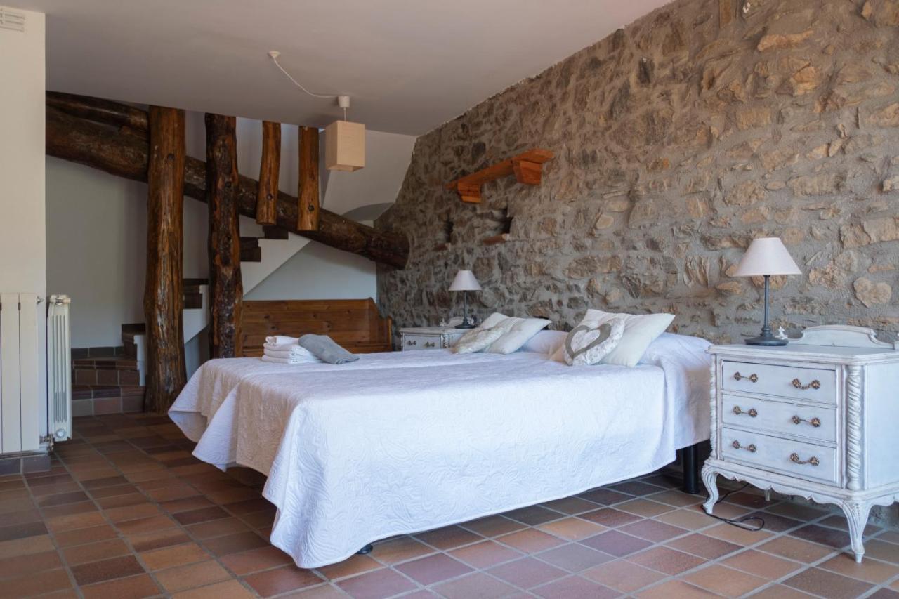 Cal Miquel De Ventola Guest House ภายนอก รูปภาพ