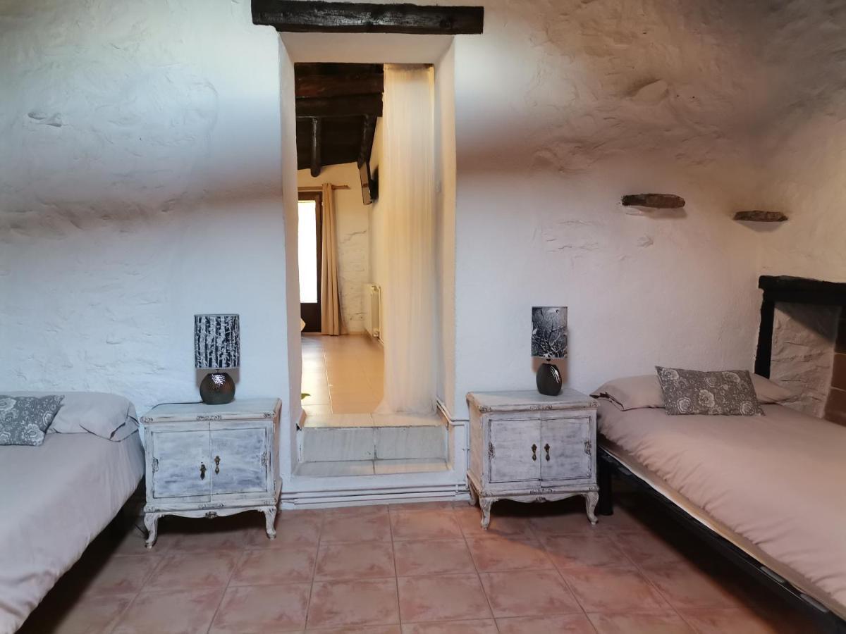 Cal Miquel De Ventola Guest House ภายนอก รูปภาพ