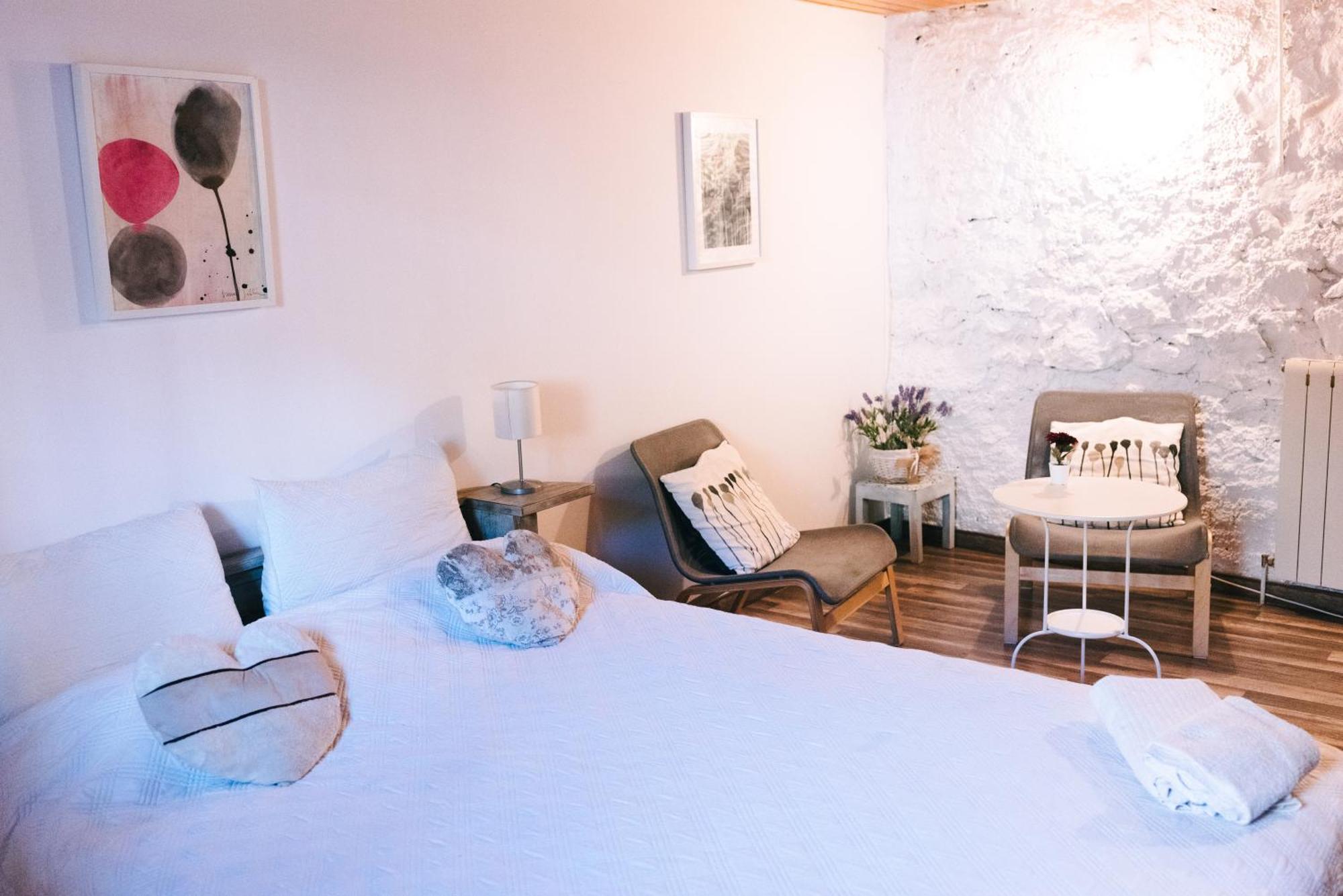 Cal Miquel De Ventola Guest House ภายนอก รูปภาพ