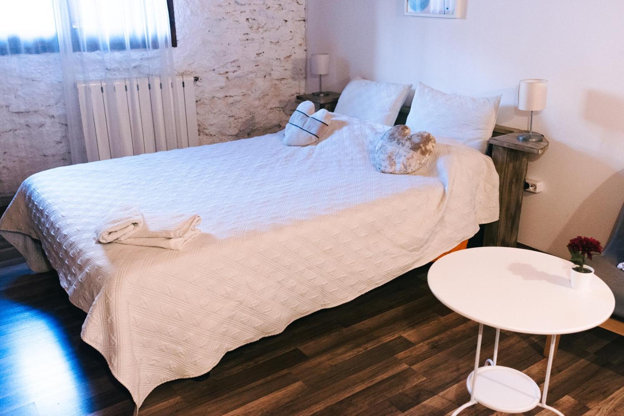 Cal Miquel De Ventola Guest House ภายนอก รูปภาพ